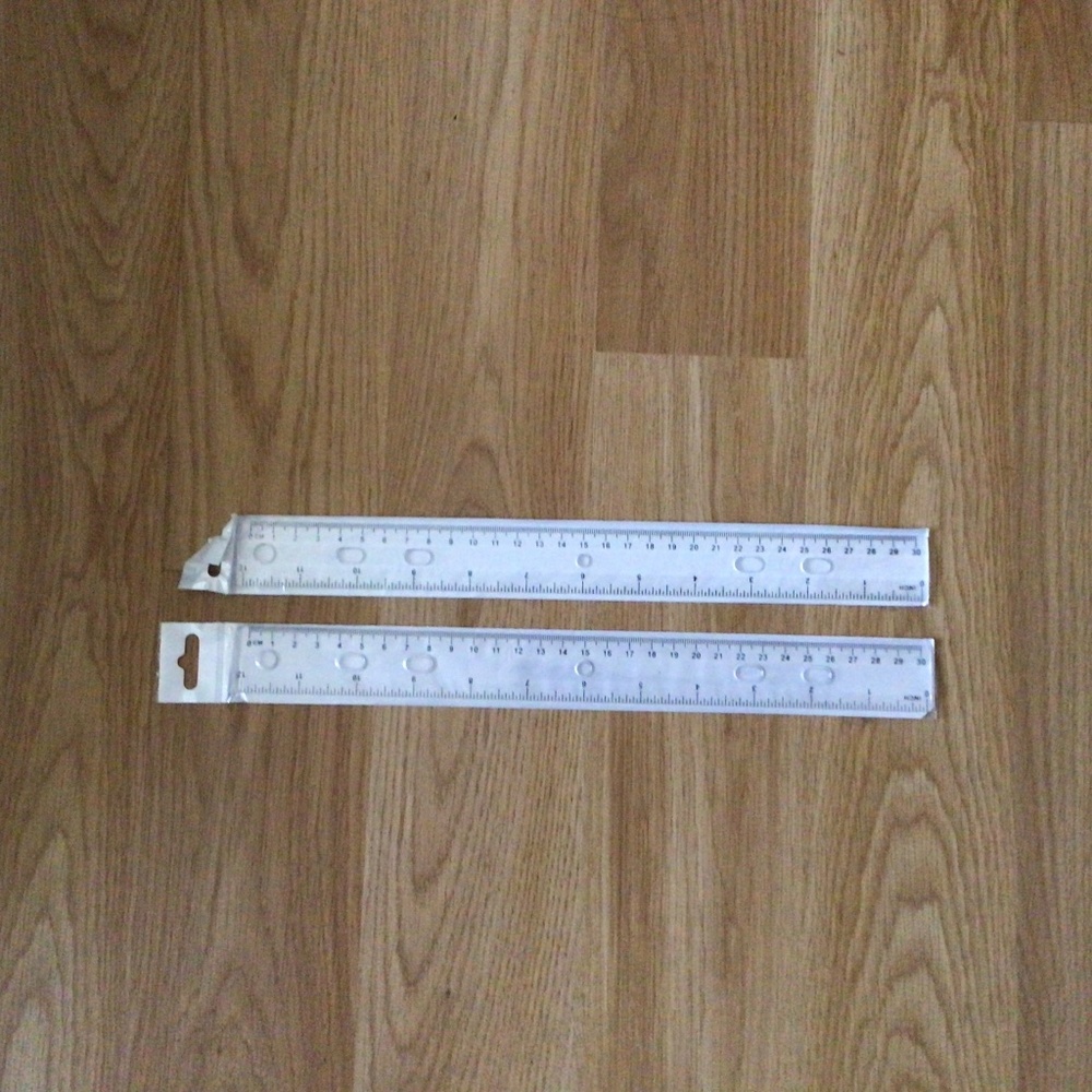 2 Clear Rulers